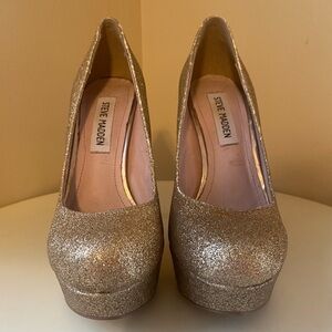 STEVE MADDEN Caryssa Platform Stiletto Heel, Gold Sparkle, 6